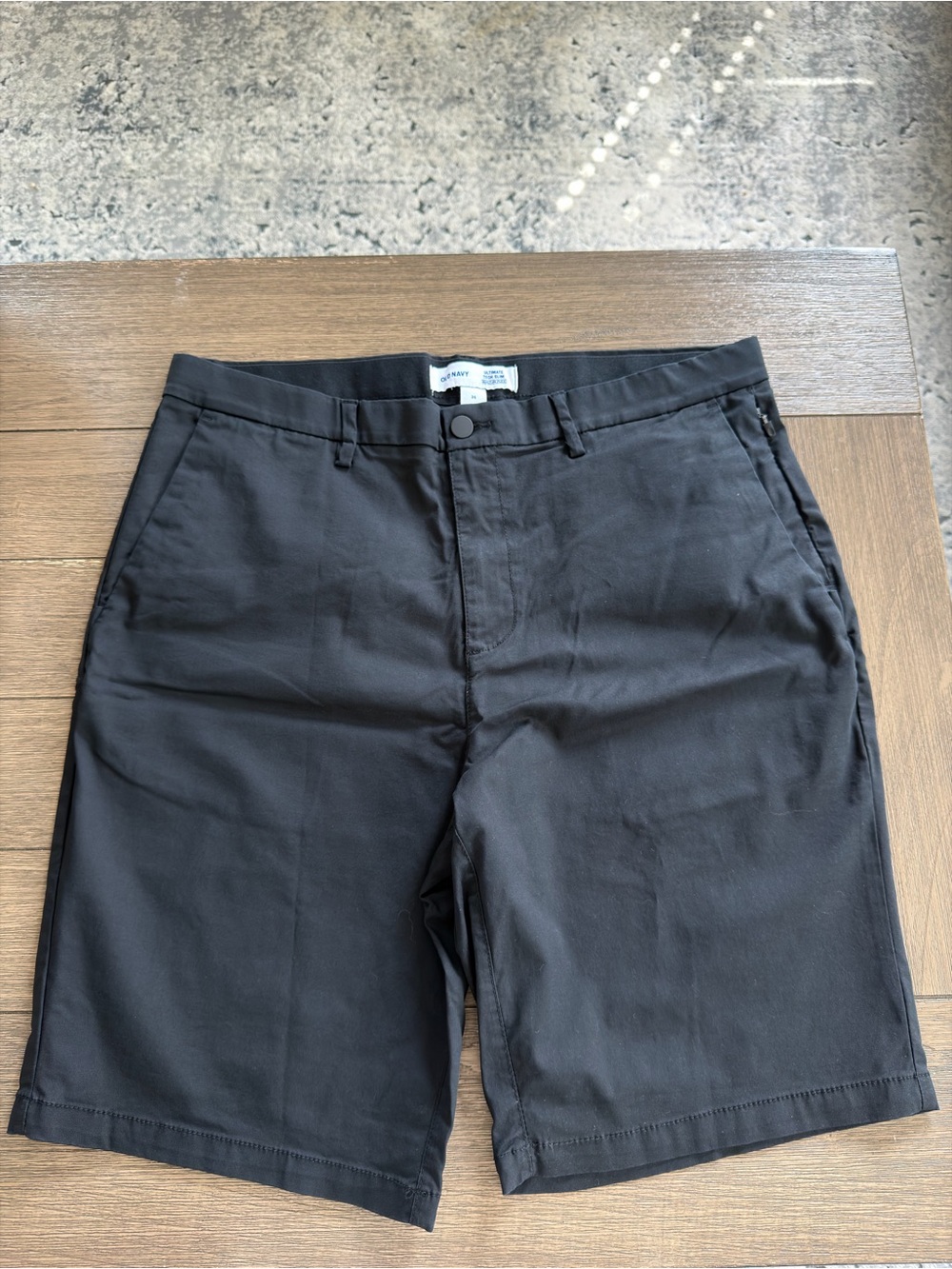Old Navy Men's Black Flat-Front Shorts